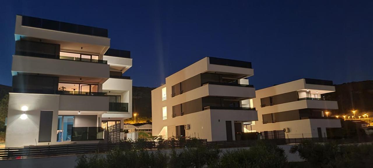 Apartman Marcelina 1 With Private Pool Trogir Exterior photo