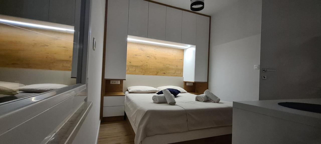 Apartman Marcelina 1 With Private Pool Trogir Exterior photo