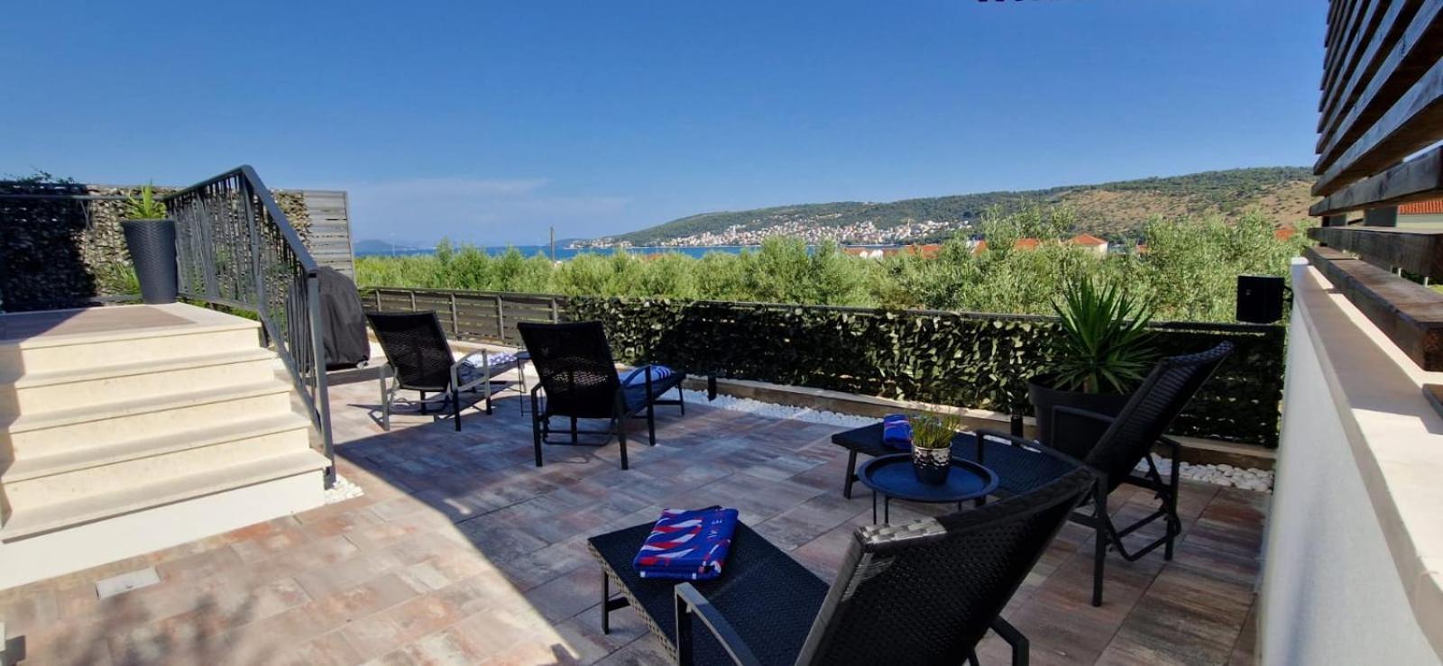 Apartman Marcelina 1 With Private Pool Trogir Exterior photo